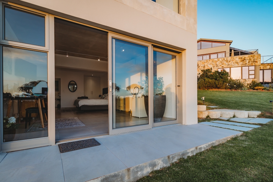 4 Bedroom Property for Sale in Herolds Bay Western Cape